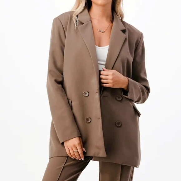 #11 🛑S OVERSIZED DOUBLE BREASTED BLAZER - Picture 3 of 9